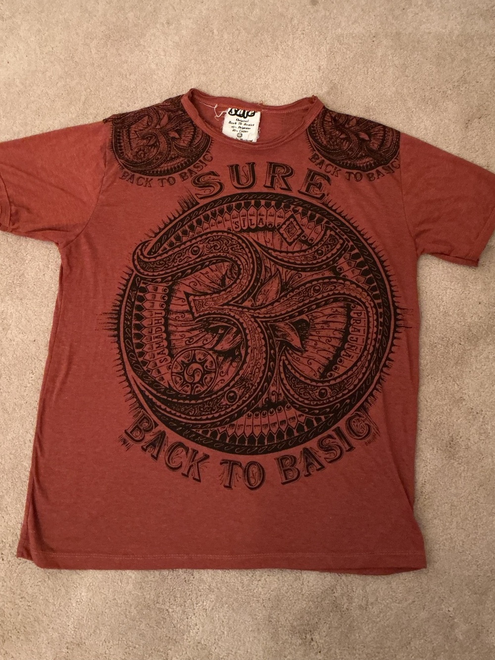 SURE Back to Basic Rust Graphic OM T-Shirt
